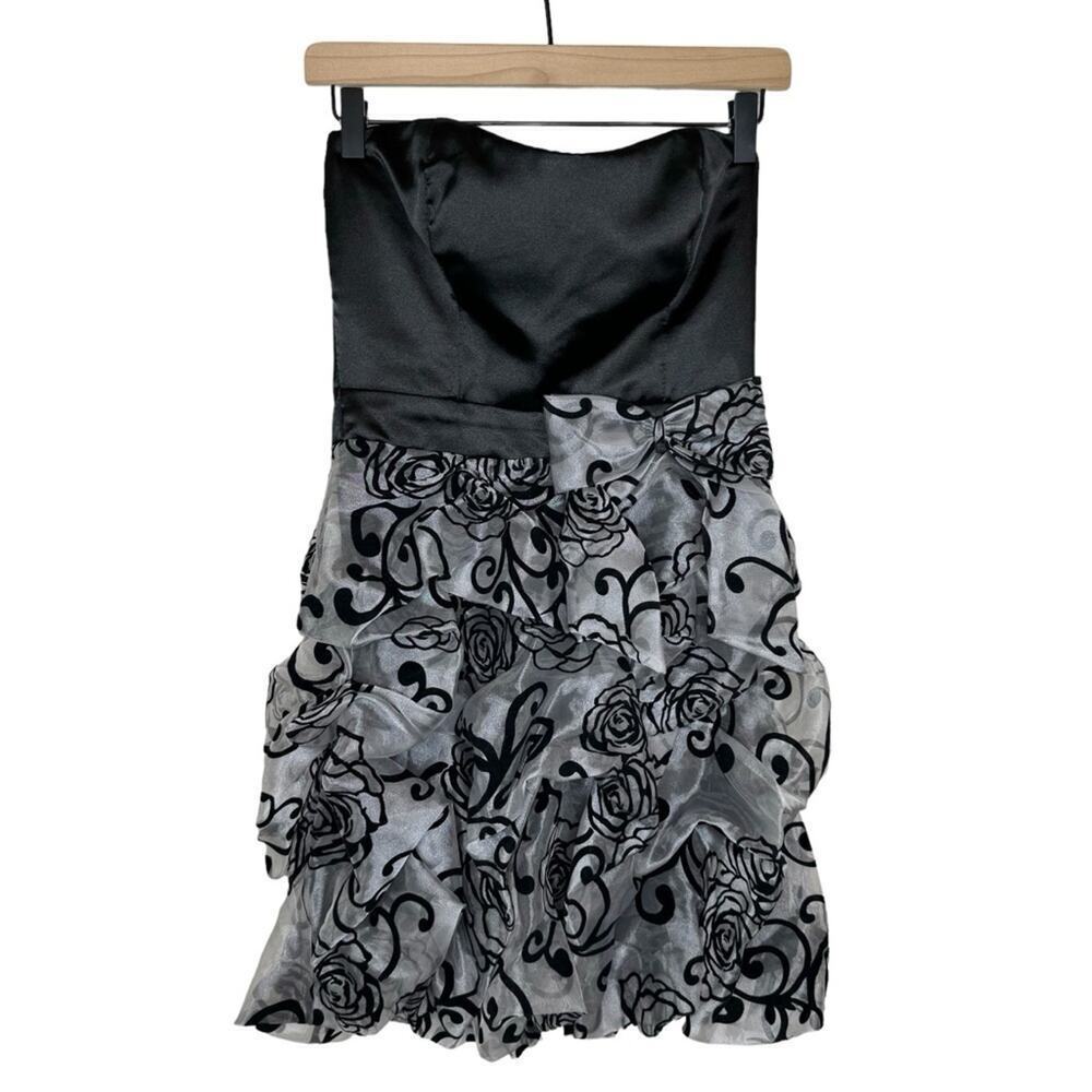 Trixxi Teen Satin Top Tier Balloon Bottom Mini Dress Size 9 Prom Party